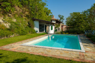 COSTRUZIONE DI PISCINE